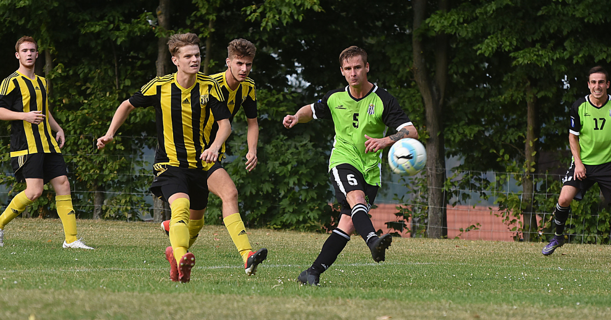 Fotbal